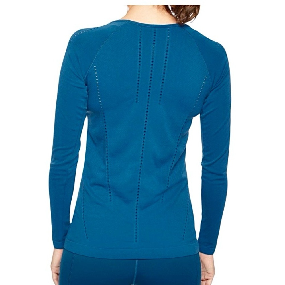 Athleta Foothill Long Sleeve Seamless Lasercut Top